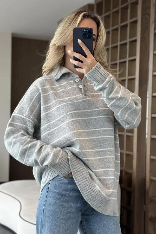 Grey and White Striped Sweater -1510