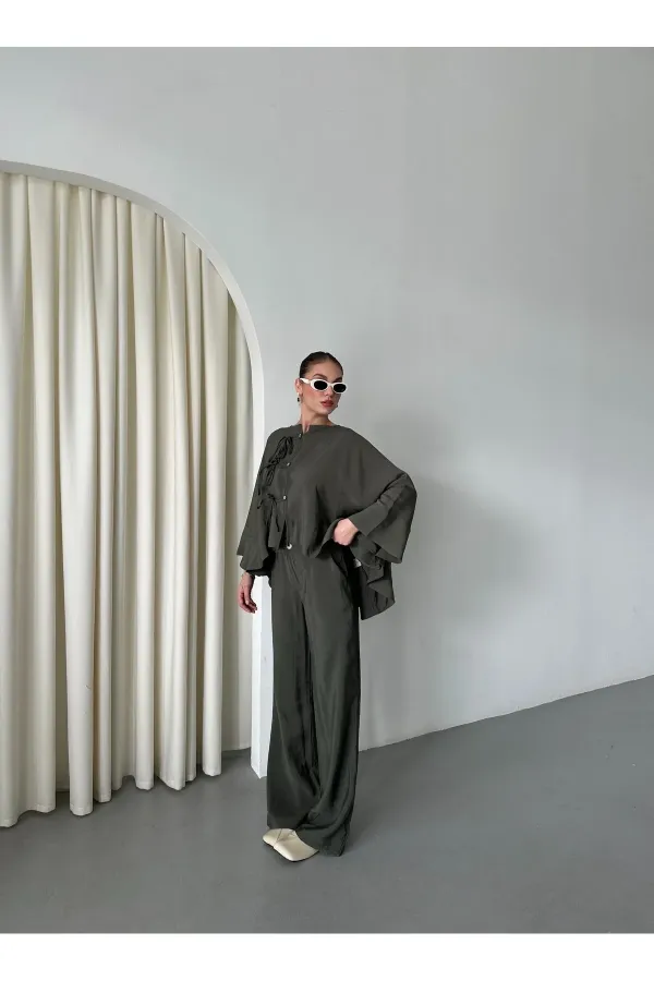 Ensemble chemisier et pantalon kaki avec détails de surpiqûres au col - 9002