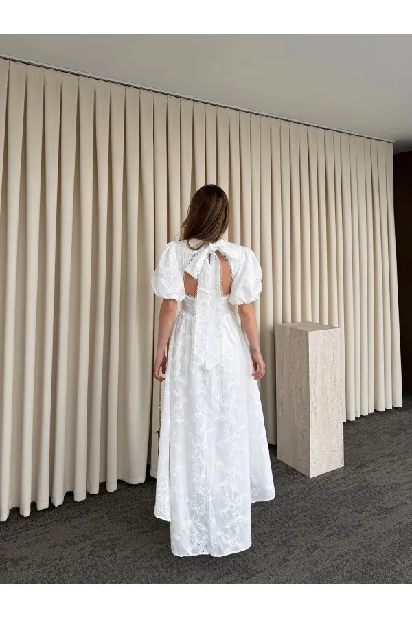 Beyaz %100 Pamuk Sırtı Açık Fisto Elbise - 8235