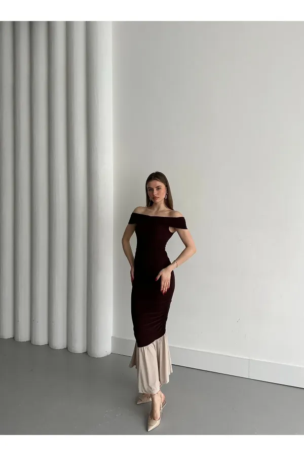 Kahverengi Kayık Yaka Fırfırlı Elbise - 4798