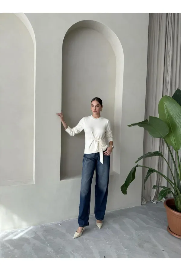Ekru Miusa Ön Bağlamalı Tasarım Kazak