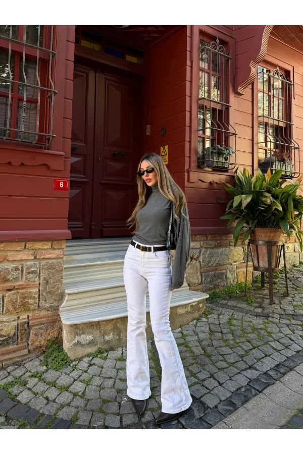 Beyaz İspanyol Paça Jean - 2106