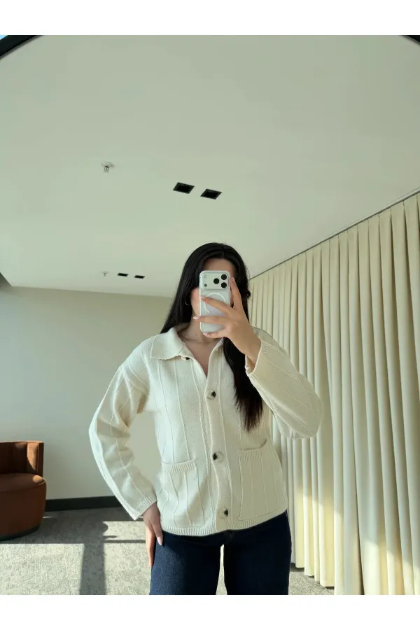 Ekru Büyük Cepli Hırka - 9011