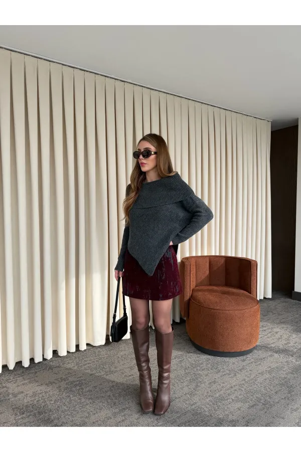 Pull asymétrique anthracite à col bateau - 251193