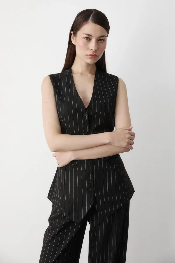 Black Multi-Button Striped Premium Suit Black Multi-Button Striped Premium Suit