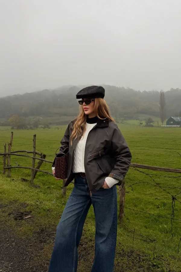 Veste marron à poches et col en velours - 5124