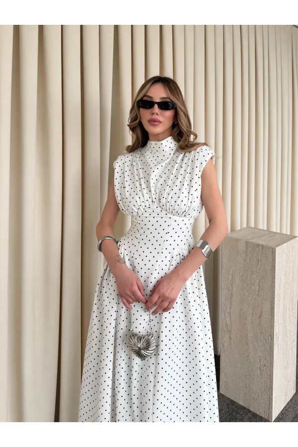 Ekru Vatkalı Puantiyeli Elbise - 2607