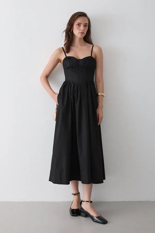 Siyah Bel Detaylı Poplin Elbise - 2001