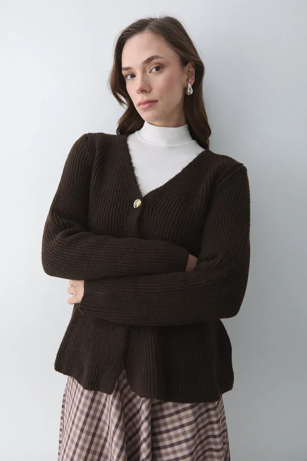 Gilet plissé marron à 3 boutons - 251065