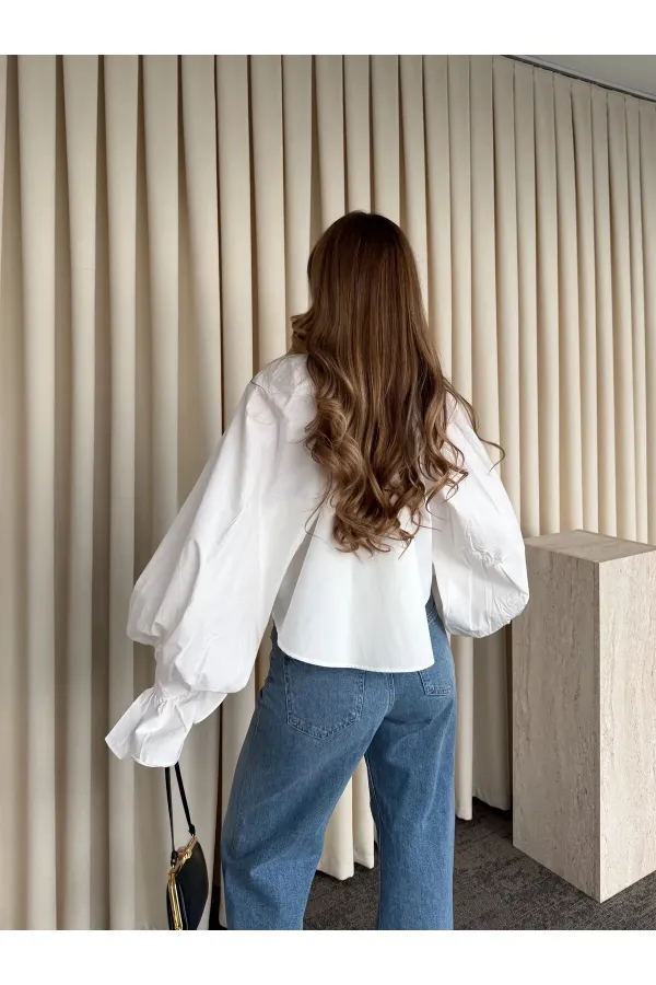 Beyaz Yakası Bağlamalı Kolları Tasarım Gömlek - 112254