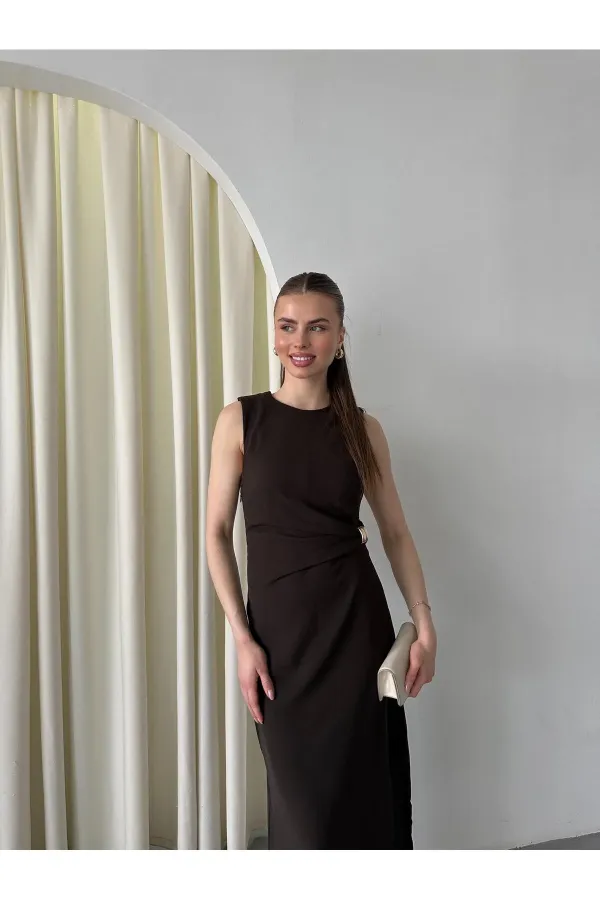 Kahverengi Gold Tokalı Elbise