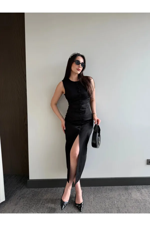 Siyah Düğmeli Kemerli Gabardin Elbise - 5002