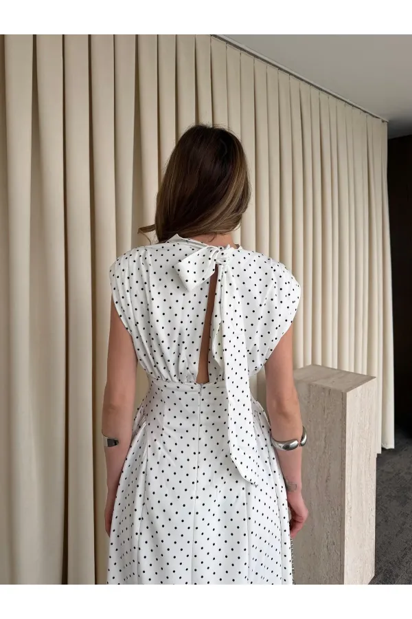 Ekru Vatkalı Puantiyeli Elbise - 2607