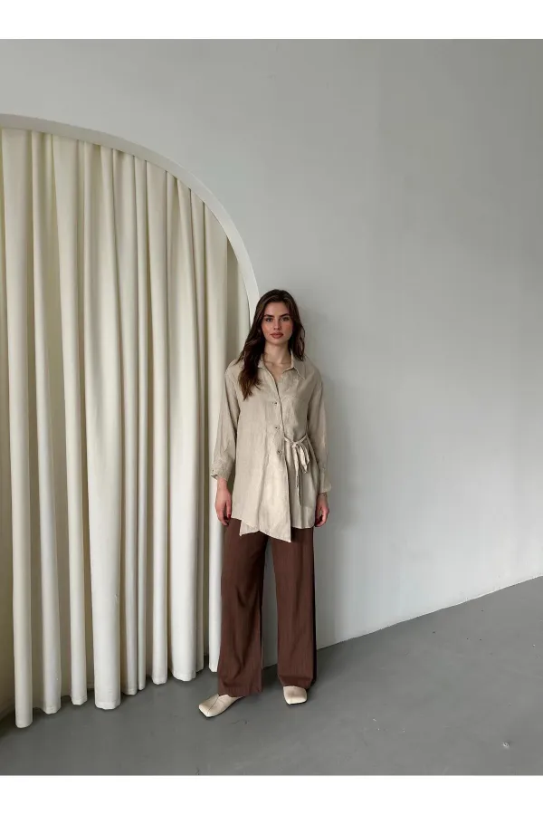 Chemise à ceinture boutonnée croisée 100% coton naturel