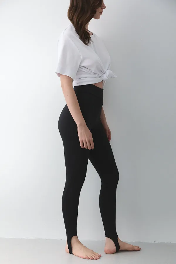 Black Ankle-Slip Leggings - 251159 Black Ankle-Slip Leggings - 251159