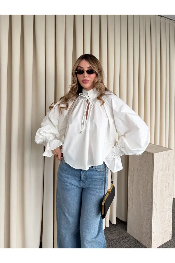 Beyaz Yakası Bağlamalı Kolları Tasarım Gömlek - 112254
