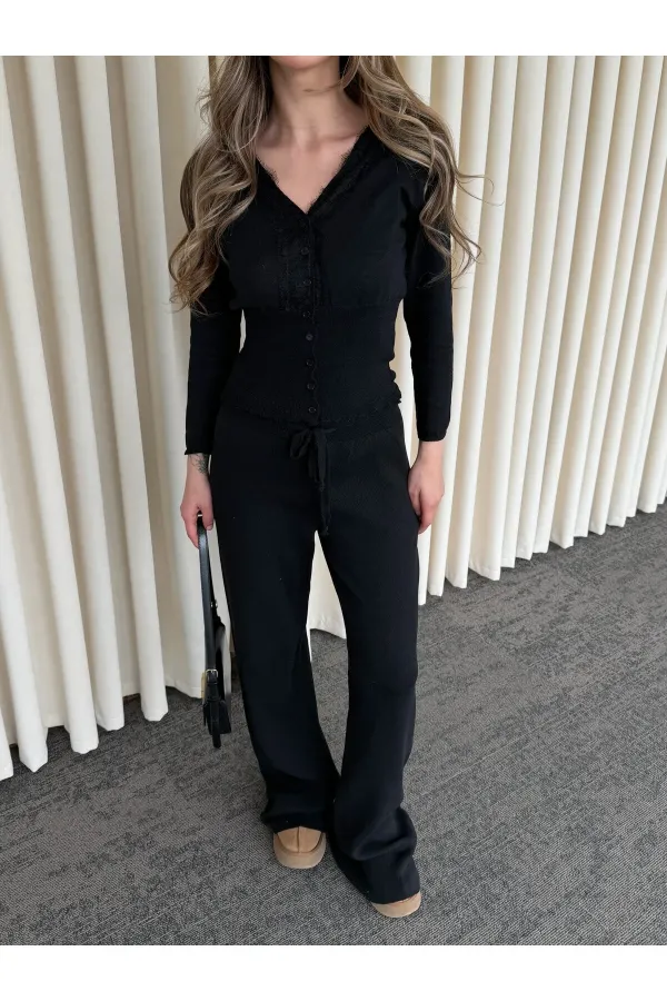 Siyah Dantelli İkili Triko Takım - 2602