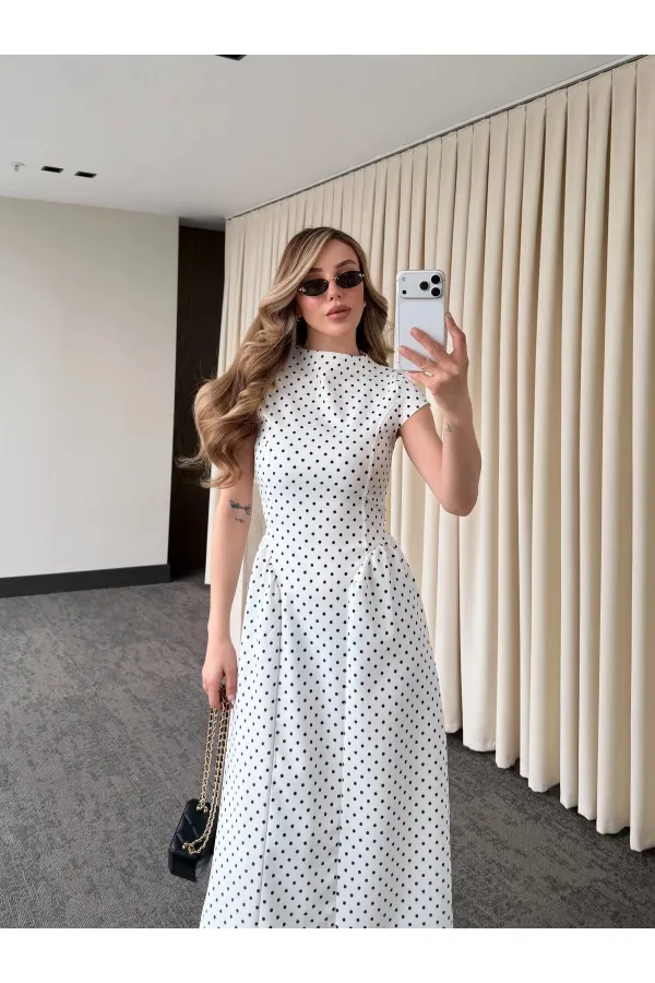 Beyaz Puantiyeli Uzun Elbise - 5092