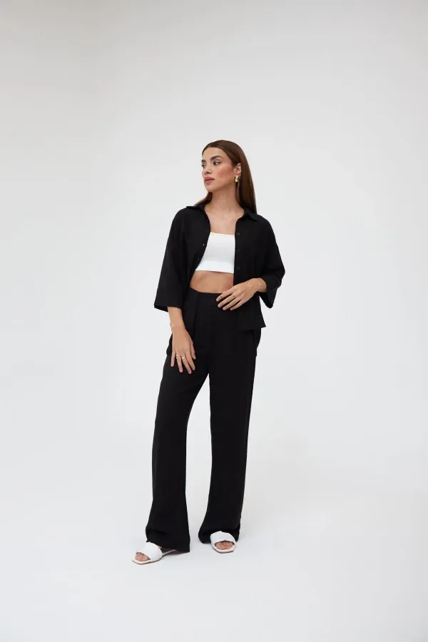 Ensemble deux pièces chemise et pantalon en lin noir