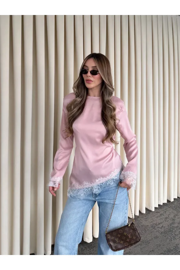 Pembe Saten Asimetrik Dantelli Bluz - 0320