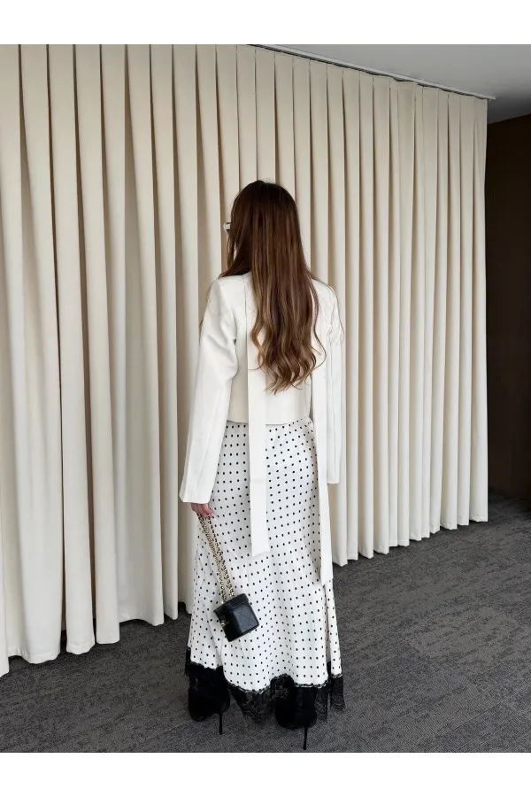 Ekru Vatkalı Fularlı Ceket - 85175