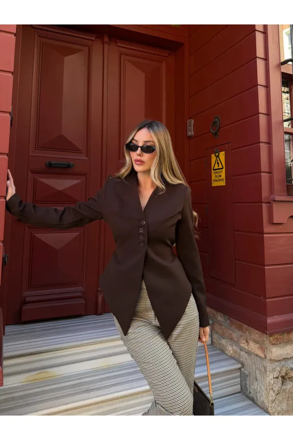 Veste asymétrique marron à ceinture - 3001