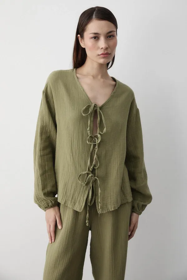 Haki %100 Pamuk Bağlamalı Bluz Pantolon Takım