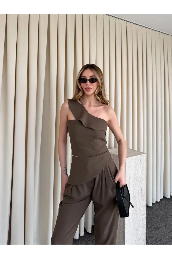 Sütlü Kahve Tek Omuz Tasarım Yaka Bluz Pantolon Takım - 8003