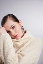 Kadın Bej Balıkçı Yaka Uzun Kol Lirola Kazak