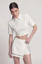 Vatkalı Polo Yaka Carolyn T-Shirt Beyaz
