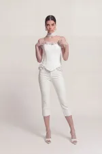 Una Capri Pants, Mid-Waist Lycra, White Una Capri Pants, Mid-Waist Lycra, White