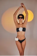 Haut de bikini noir élégant