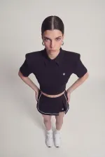 Vatkalı Polo Yaka Carolyn T-Shirt Siyah Vatkalı Polo Yaka Carolyn T-Shirt Siyah