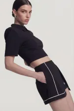 Vatkalı Polo Yaka Carolyn T-Shirt Siyah Vatkalı Polo Yaka Carolyn T-Shirt Siyah