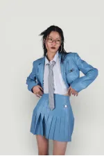 Veste en cuir bleue style universitaire