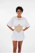 Corset en satin beige