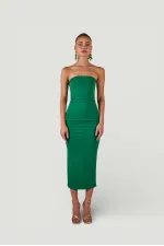 Robe moulante midi sans bretelles avec fente, verte