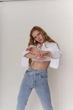 Kadın Beyaz Uzun Kol Düğmeli Crop Plank Gömlek