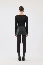 Short en cuir noir Meghan taille haute mini