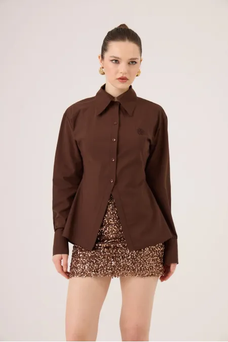 Chemise Paula cintrée à la taille, couleur café