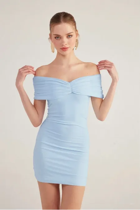 Robe mini Muse bleue à col Madonna