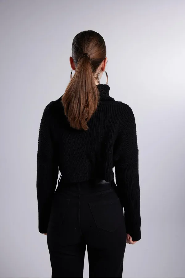 Women's Black Turtleneck Long Sleeve Lirola Sweater