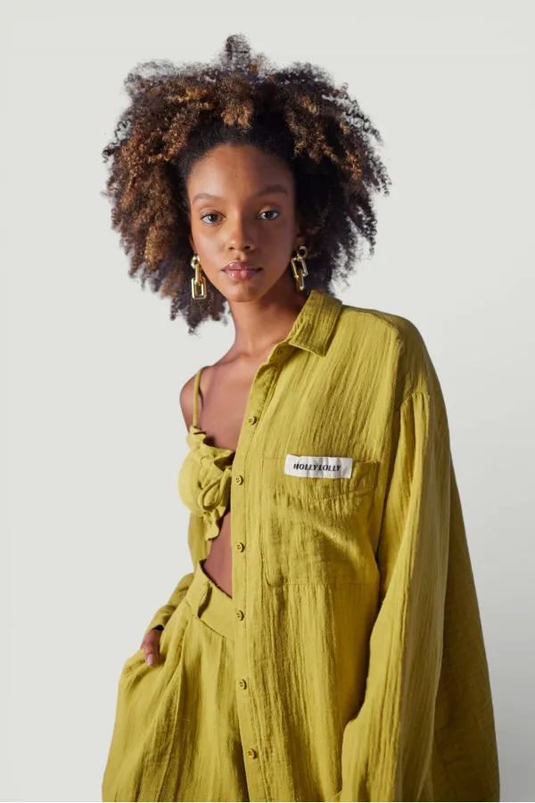 Chemise verte de la plage