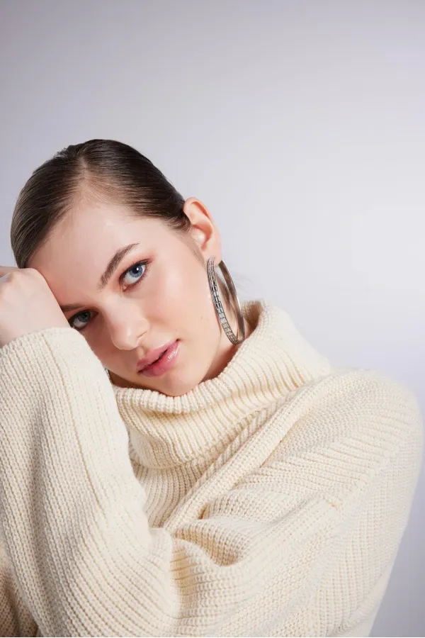 Kadın Bej Balıkçı Yaka Uzun Kol Lirola Kazak