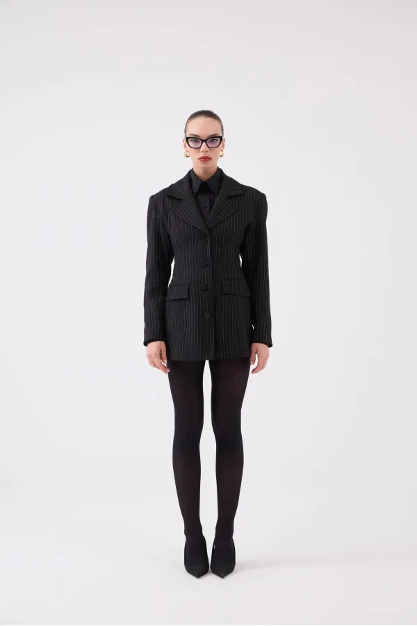 Belden Oturmalı Çizgili Fit Kesim Karen Blazer Ceket Siyah