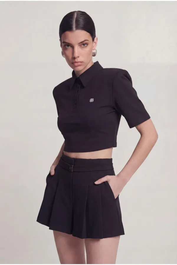 Short Alexia noir plissé à taille haute et ceinture Short Alexia noir plissé à taille haute et ceinture