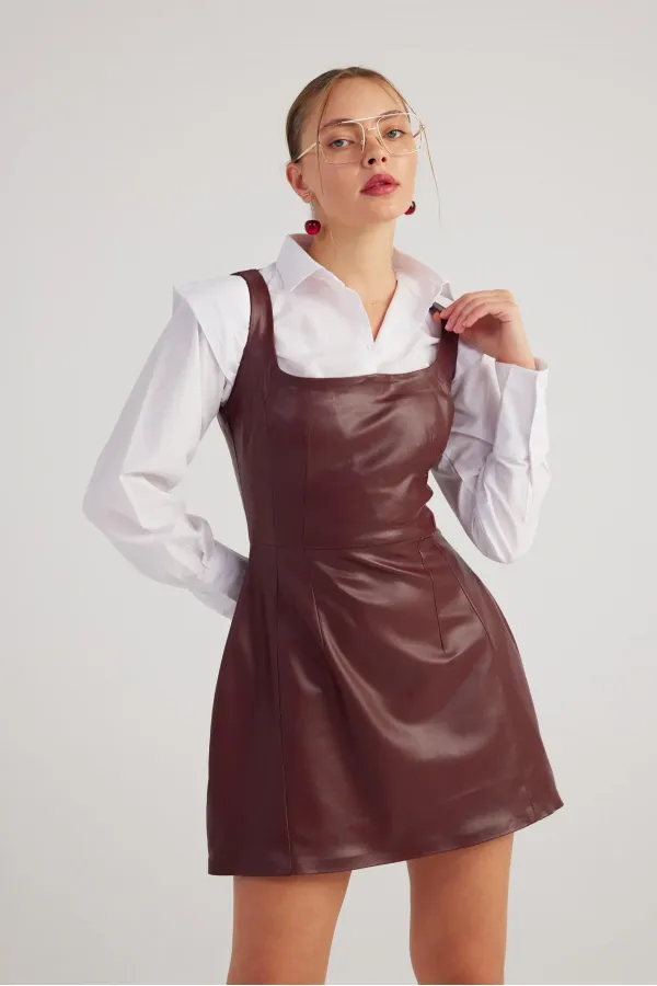 Larissa Dress Burgundy