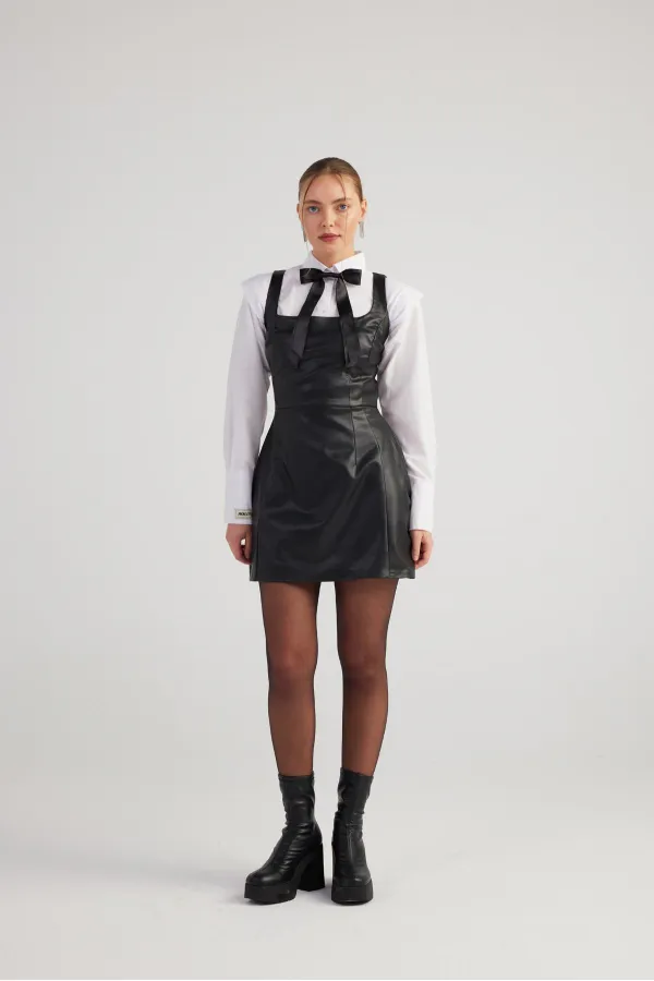 Larissa Elbise Siyah