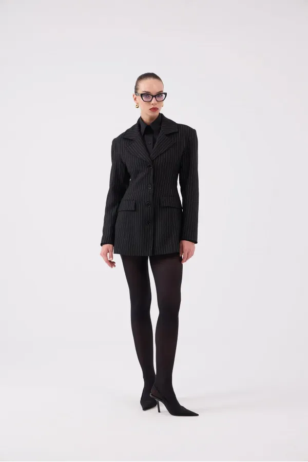 Belden Oturmalı Çizgili Fit Kesim Karen Blazer Ceket Siyah