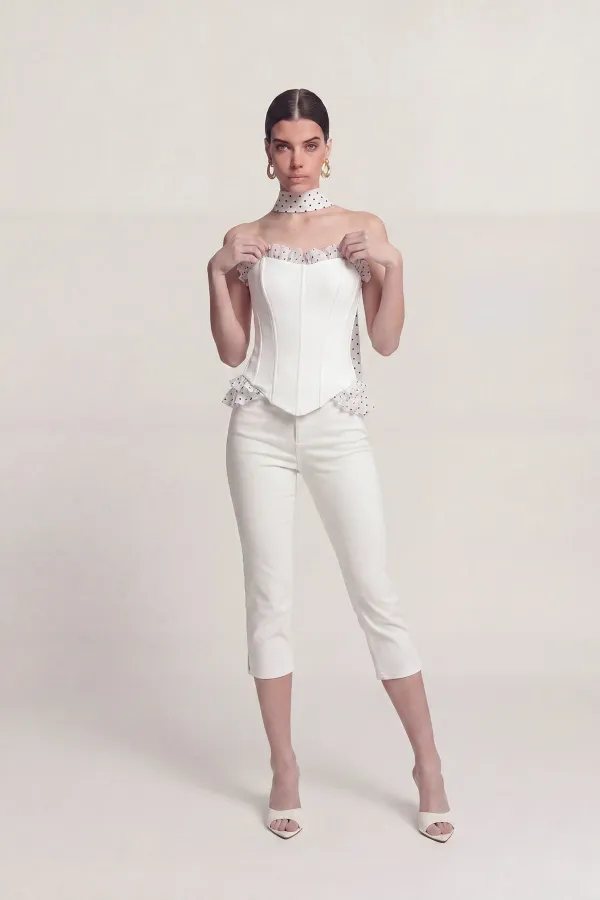 Una Capri Pants, Mid-Waist Lycra, White Una Capri Pants, Mid-Waist Lycra, White